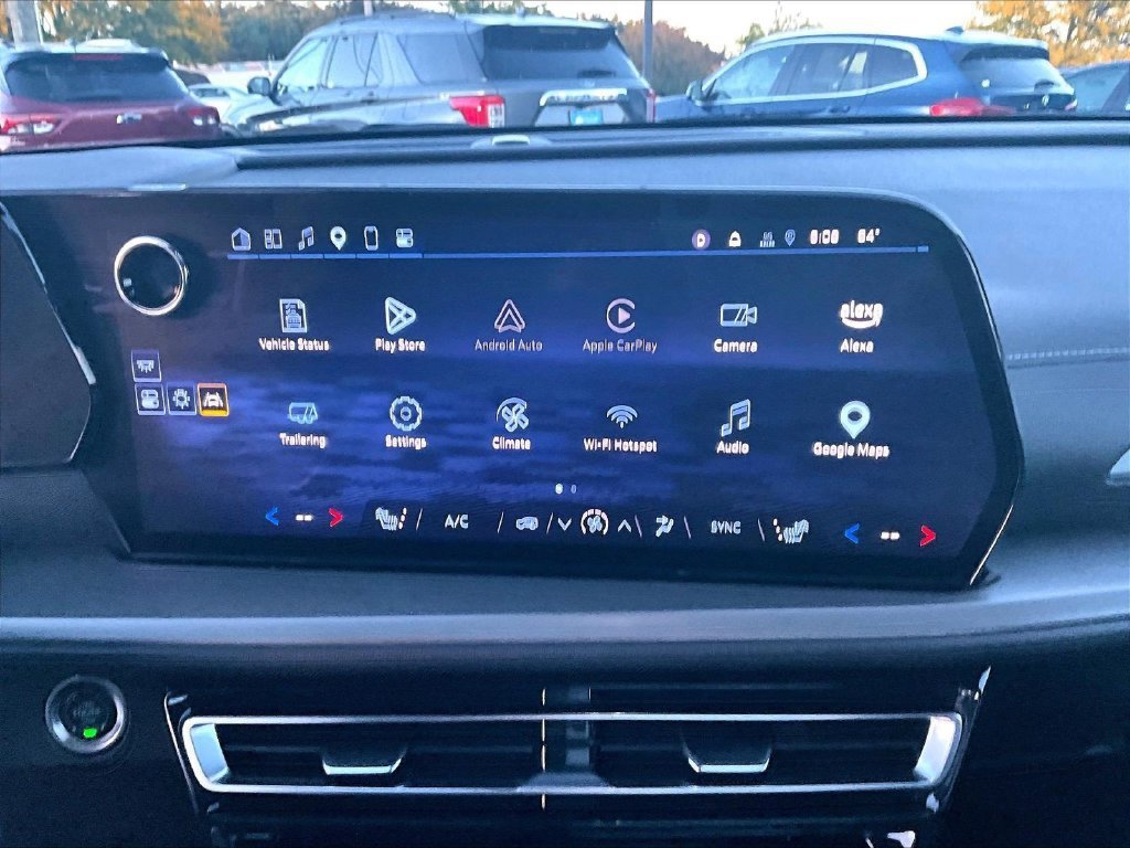 Used 2025 Chevrolet Traverse LT AWD/4WD image 27