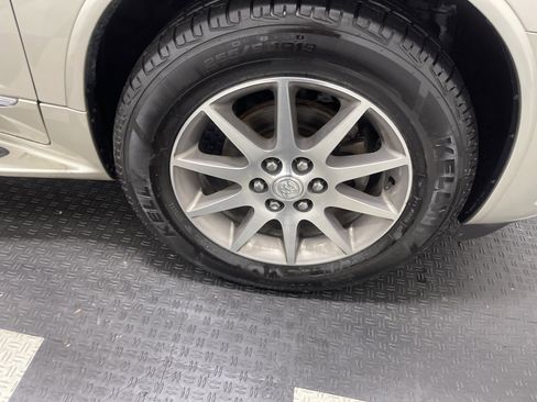 Used 2014 Buick Enclave Leather w/ Trailering Provision Package image 28