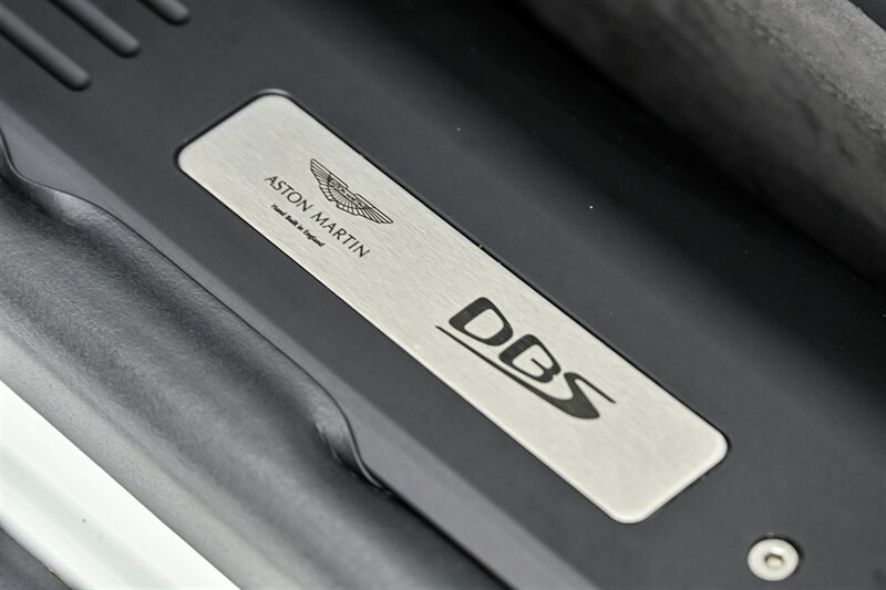 Used 2019 Aston Martin DBS Superleggera RWD image 39