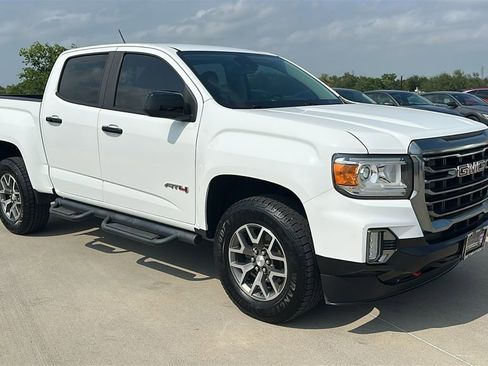 Used 2021 GMC Canyon AT4 w/ Driver Alert Package AWD/4WD image 15