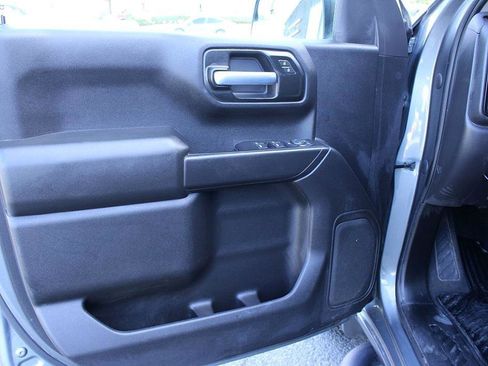 Used 2021 Chevrolet Silverado 1500 Custom image 13