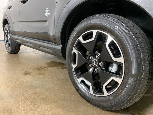 Used 2023 Ford Bronco Sport Outer Banks image 6