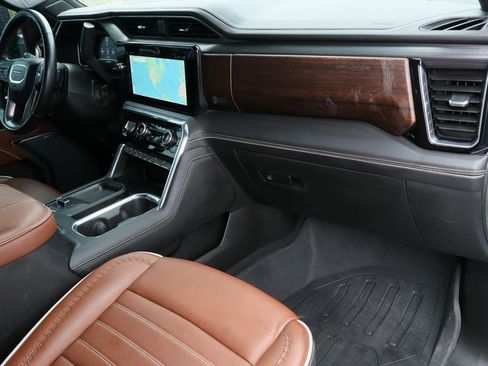 Used 2024 GMC Sierra 2500 Denali Ultimate image 33