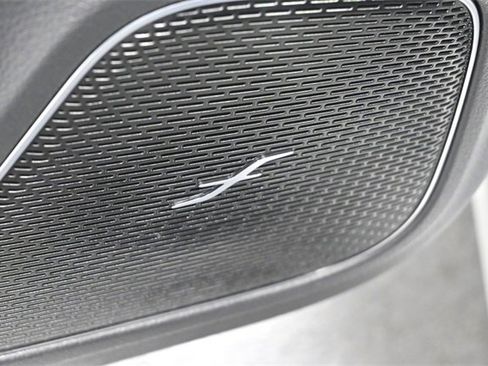 Used 2020 Mercedes-Benz CLA 250 4MATIC image 16