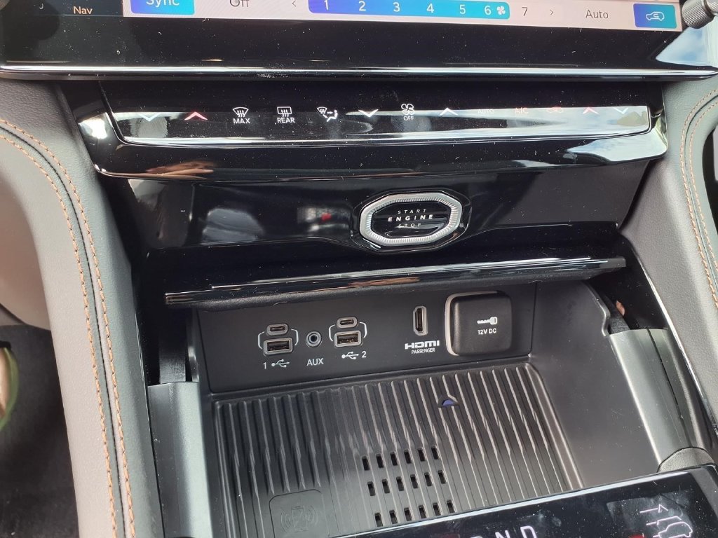 New 2027 Jeep Grand Cherokee L Summit AWD/4WD image 7