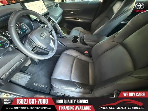 Used 2023 Toyota Venza XLE AWD/4WD image 20