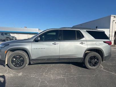 Used 2023 Chevrolet Traverse LS w/ Midnight/Sport Edition