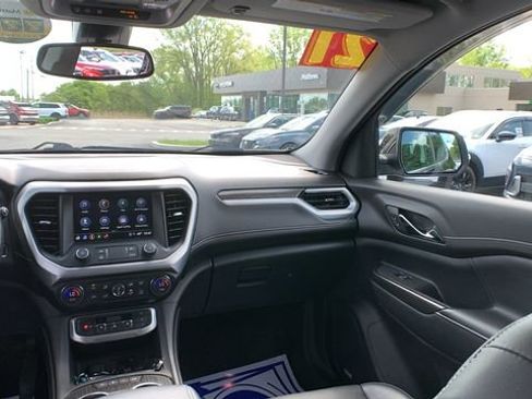 Used 2021 GMC Acadia SLT AWD/4WD image 21