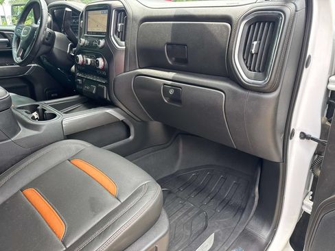 Used 2019 GMC Sierra 1500 AT4 w/ AT4 Preferred Package AWD/4WD image 14