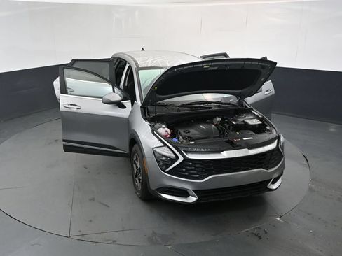 Certified 2023 Kia Sportage LX AWD/4WD image 17