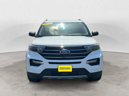 Used 2023 Ford Explorer XLT w/ Equipment Group 202A AWD/4WD image 8