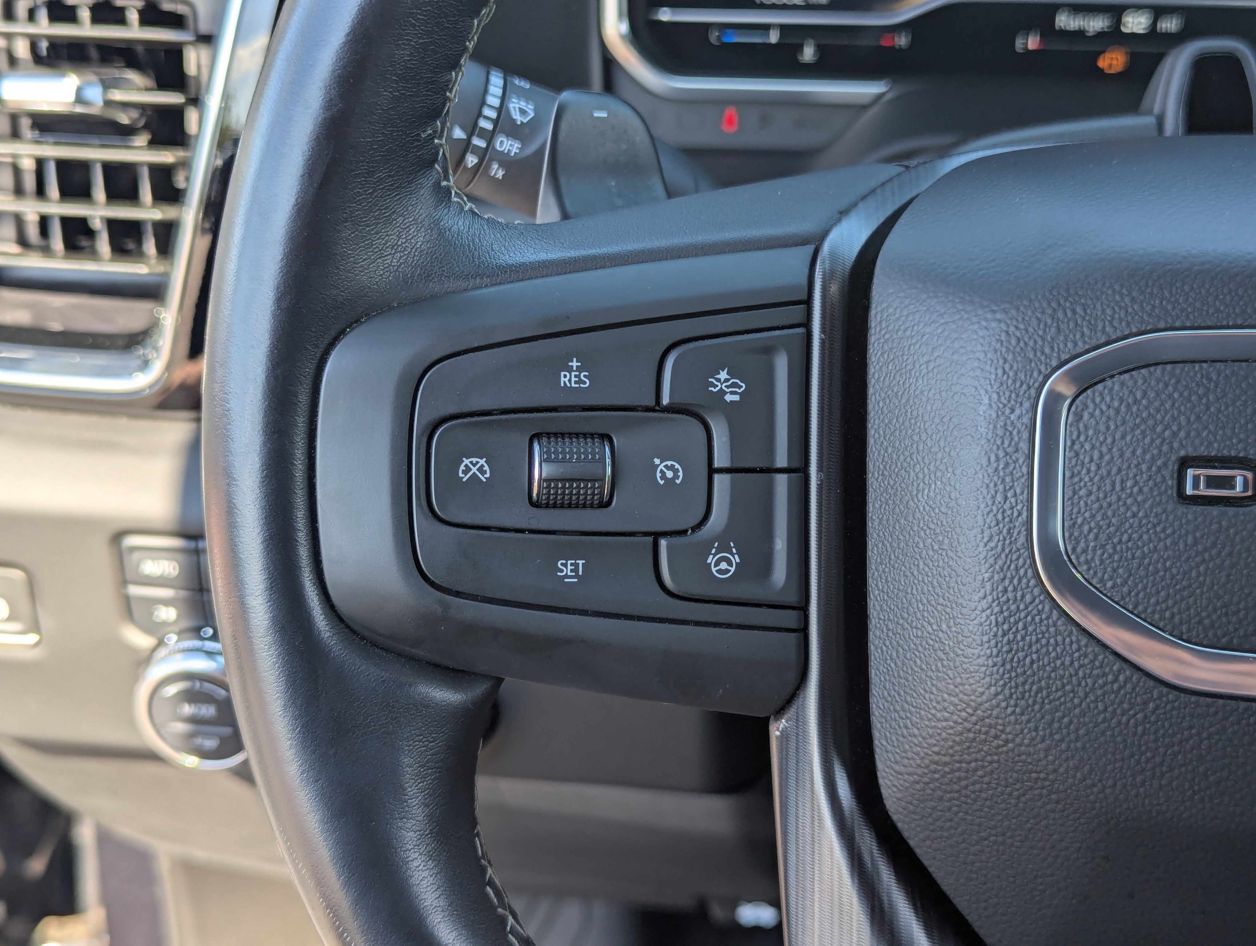 Used 2024 GMC Sierra 1500 Denali Ultimate AWD/4WD image 23