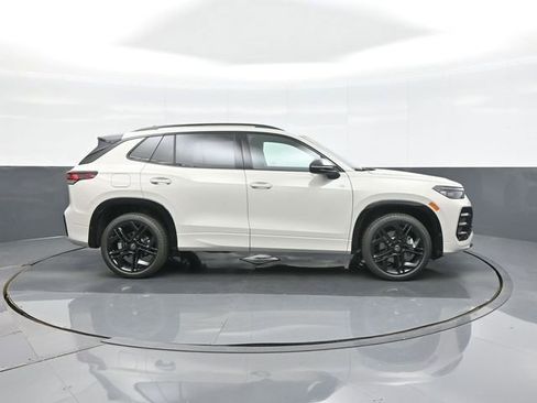 New 2026 Volkswagen Tiguan SE R-Line AWD/4WD image 8
