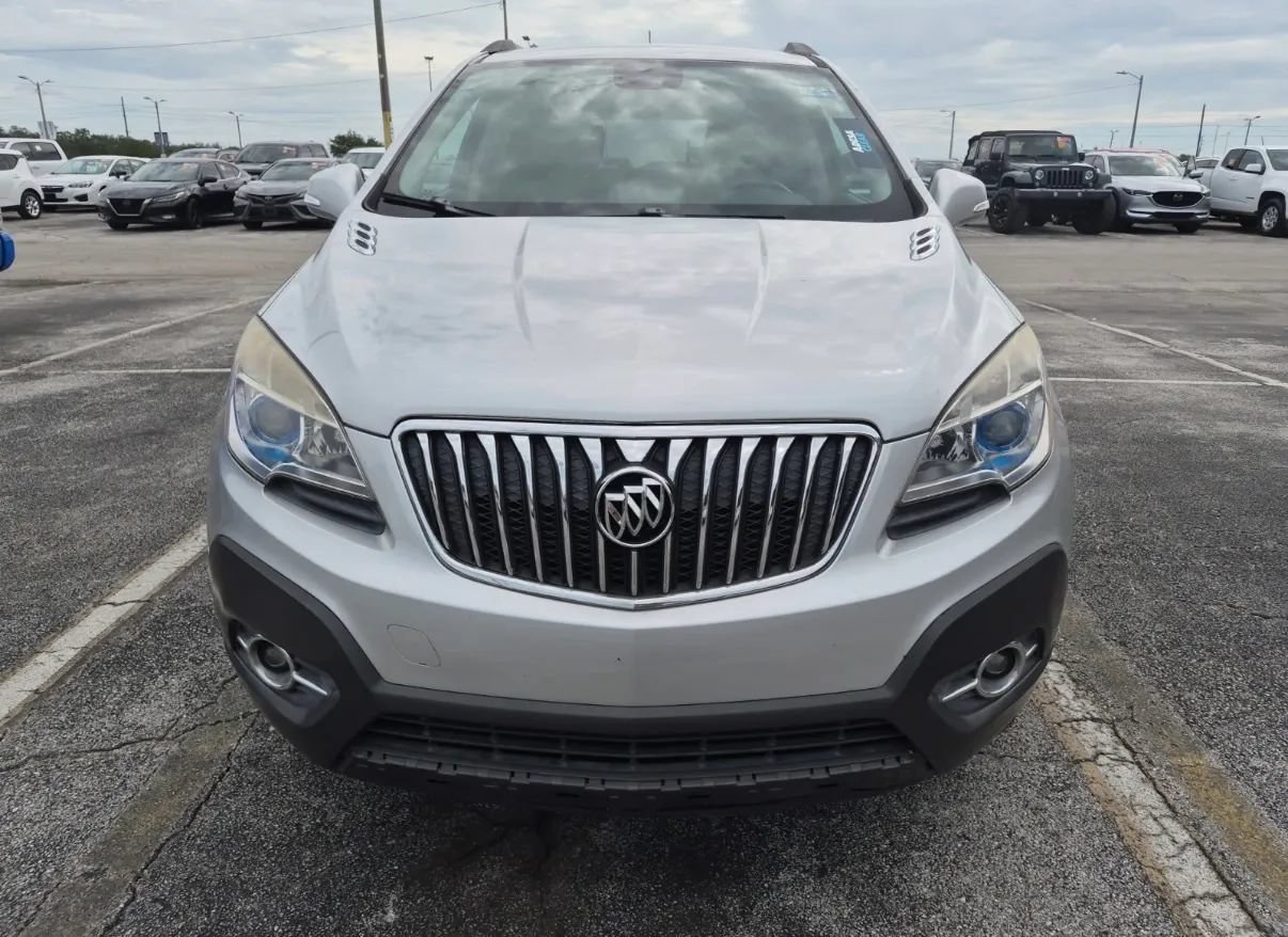 Used 2015 Buick Encore Convenience FWD image 2