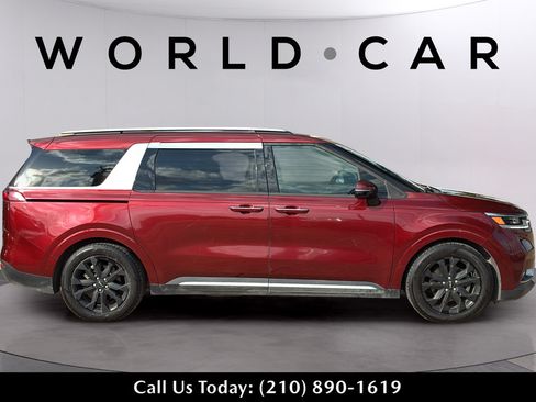 Used 2022 Kia Carnival SX Prestige FWD image 3