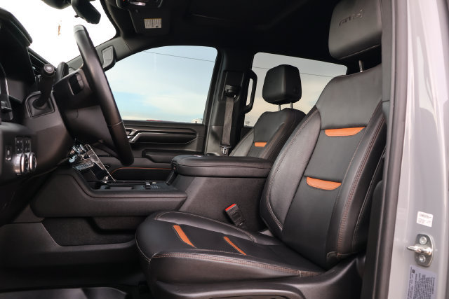 Used 2024 GMC Sierra 2500 AT4 w/ AT4 Premium Plus Package AWD/4WD image 10
