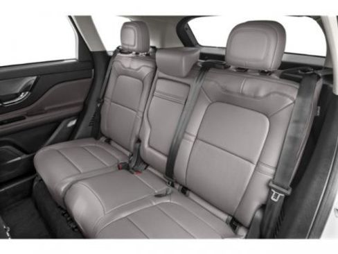 Used 2023 Lincoln Corsair Reserve image 13