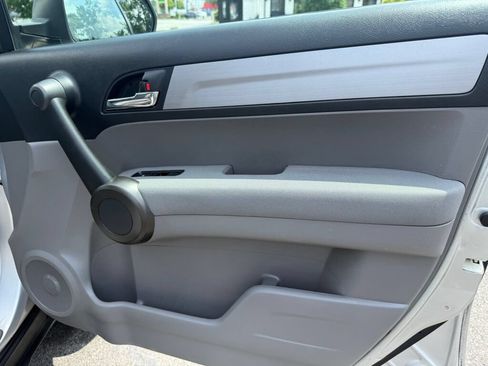 Used 2011 Honda CR-V LX image 21