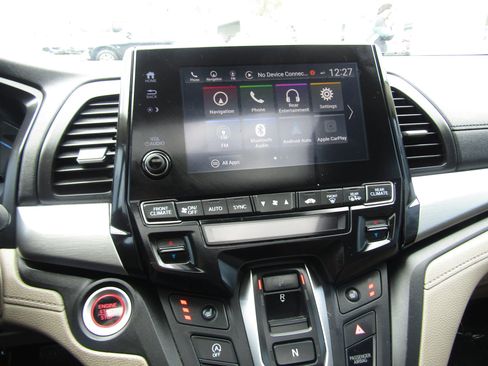 Used 2018 Honda Odyssey Touring image 27