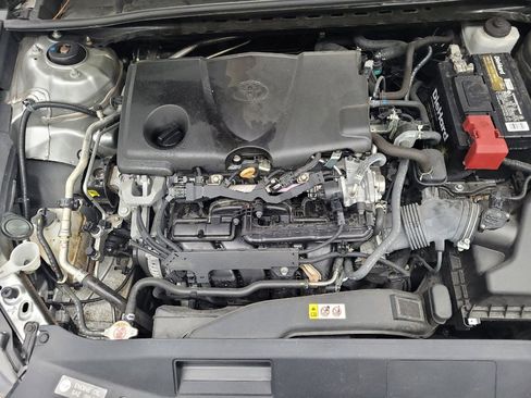 Used 2022 Toyota Camry SE image 30