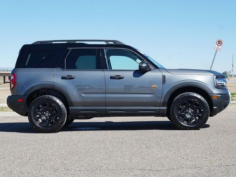 Used 2025 Ford Bronco Sport Badlands image 7