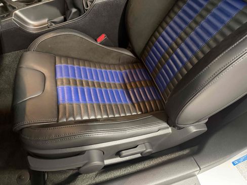 Used 2014 Ford Mustang Shelby GT500 w/ Equipment Group 821A RWD image 93