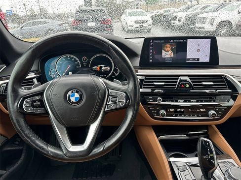Used 2018 BMW 530i image 23