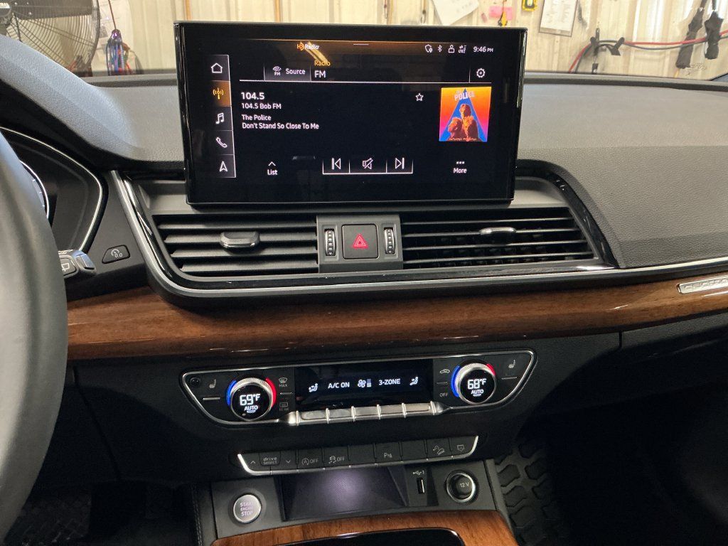 Used 2023 Audi Q5 2.0T Premium Plus AWD/4WD image 21