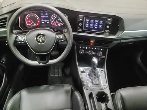 Used 2021 Volkswagen Jetta SE w/ SE Cold Weather Package FWD image 22