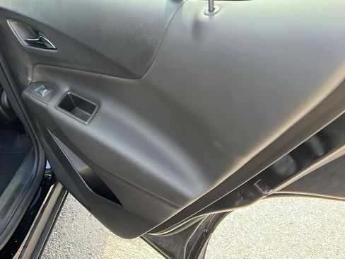 Used 2024 Chevrolet Equinox LT image 21