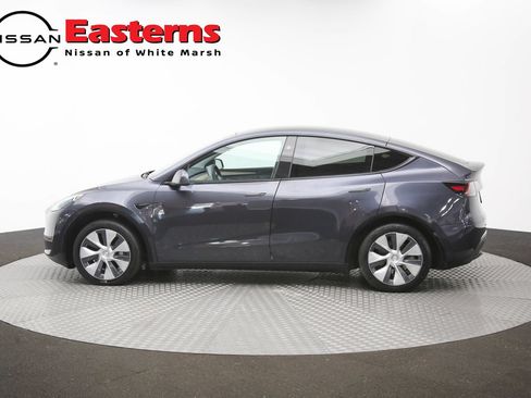 Used 2024 Tesla Model Y 2WD image 50