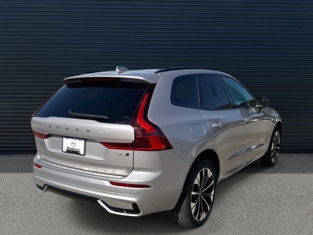 Certified 2026 Volvo XC60 B5 Plus w/ Protection Package Premier AWD/4WD image 3