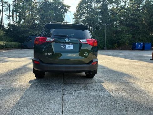 Used 2013 Toyota RAV4 LE FWD image 5