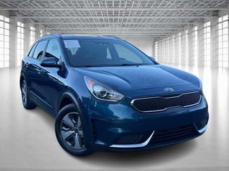 Used 2019 Kia Niro LX image 1