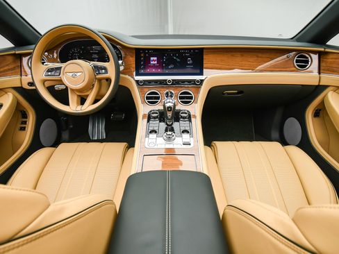 New 2026 Bentley Continental GTC image 4