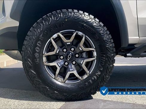 New 2026 Chevrolet Colorado ZR2 w/ Technology Package AWD/4WD image 13