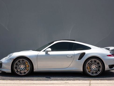 Used 2014 Porsche 911 Turbo S AWD/4WD image 8