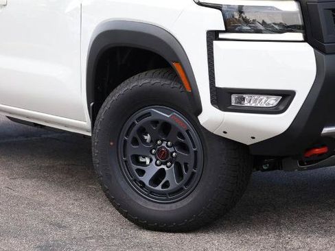 New 2026 Nissan Frontier PRO-4X w/ Pro Premium Package AWD/4WD image 3