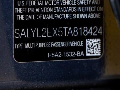 Used 2026 Land Rover Range Rover Velar Dynamic SE image 23