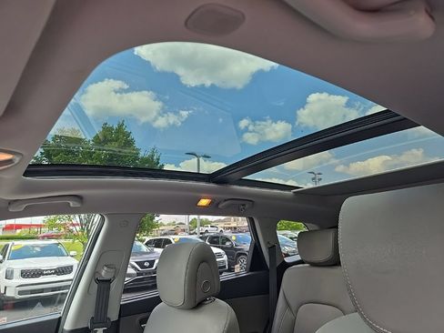 Used 2016 Hyundai Santa Fe Limited w/ Option Group 04 FWD image 25