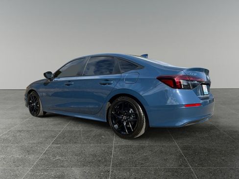 Used 2025 Honda Civic Sport image 6