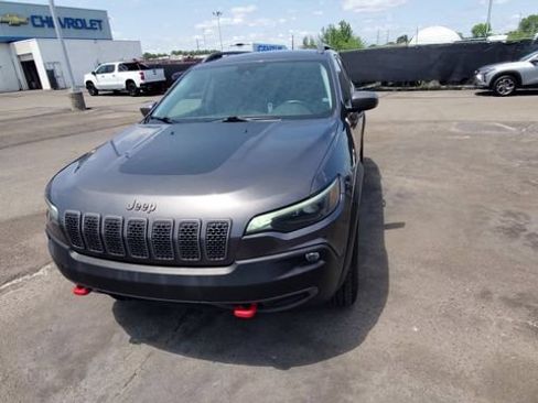 Used 2021 Jeep Cherokee Trailhawk AWD/4WD image 3