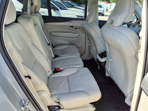 Used 2024 Volvo XC90 B5 Core w/ Protection Package Premier image 15