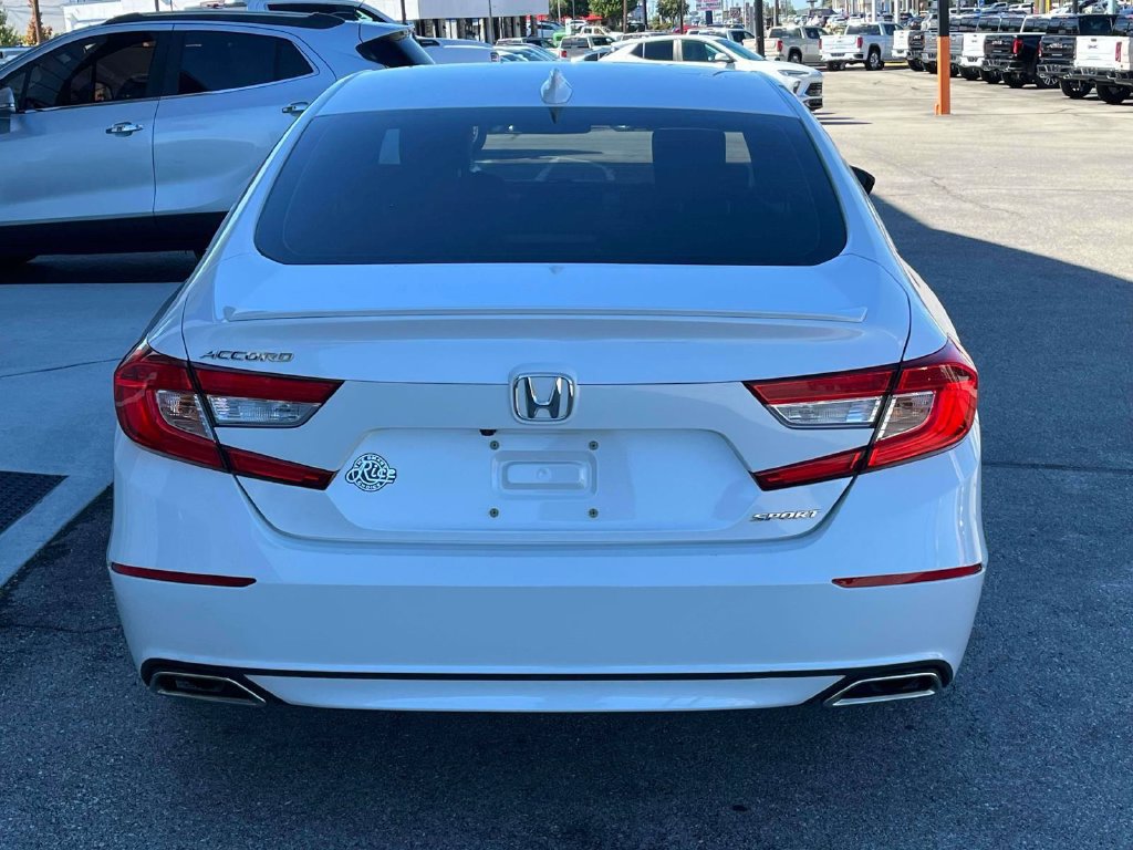 Used 2020 Honda Accord Sport image 4