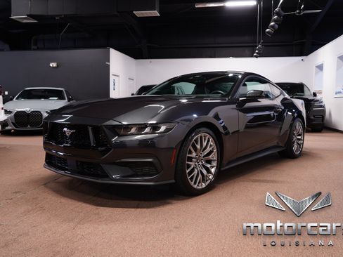 Used 2024 Ford Mustang Premium RWD image 3