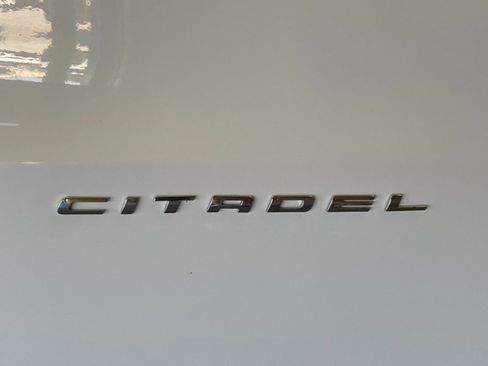 Used 2014 Dodge Durango Citadel w/ Technology Group AWD/4WD image 26