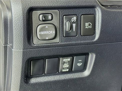 Used 2022 Toyota 4Runner SR5 Premium image 20