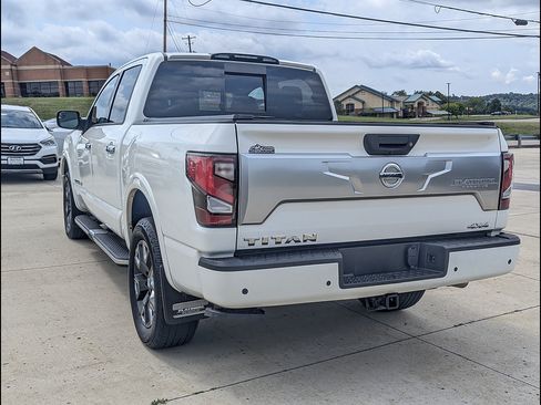 Used 2021 Nissan Titan Platinum Reserve w/ Moonroof Package AWD/4WD image 9