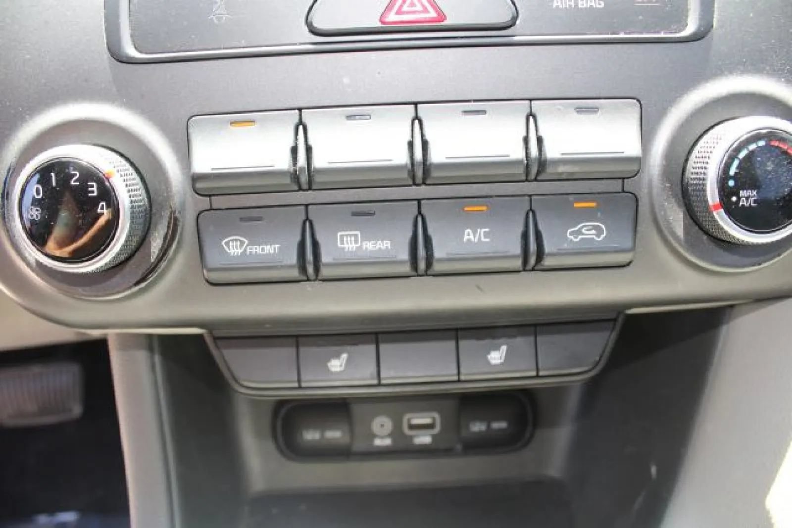 Used 2019 Kia Sportage LX FWD image 13