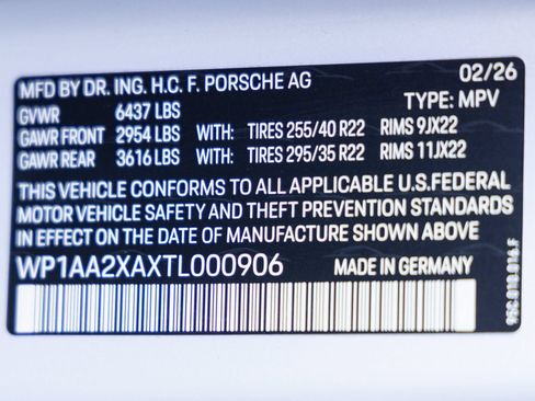 Certified 2026 Porsche Macan 4 Electric AWD/4WD image 36